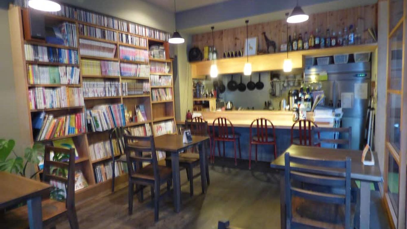 Guesthouse Hyakumanben Cross