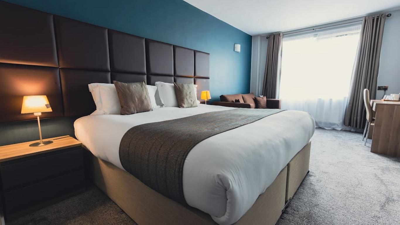 Kensington Court Hotel