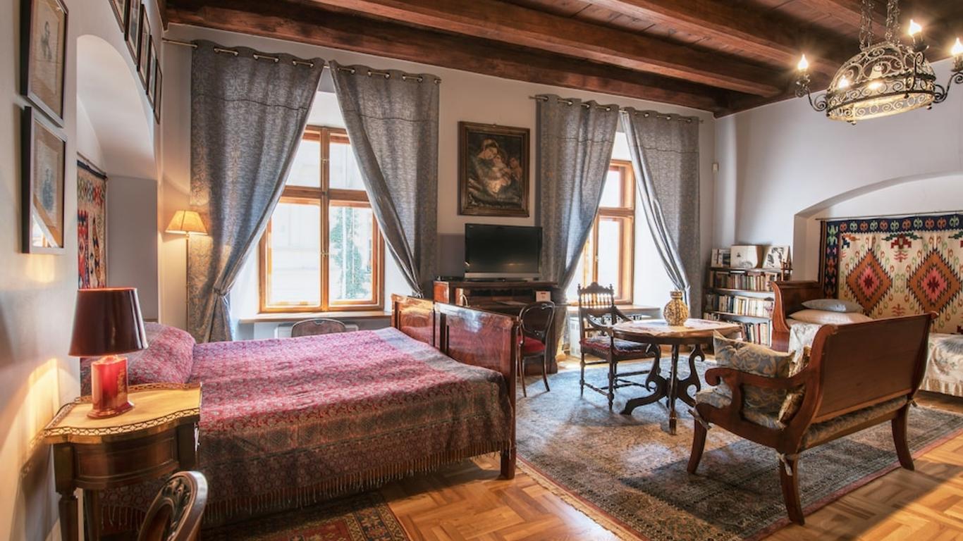 Orlowska Townhouse Apartments