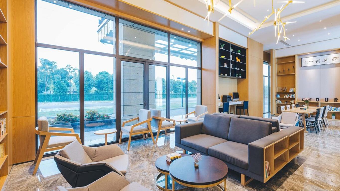 Atour Hotel Yantai South Station Yingchun Street