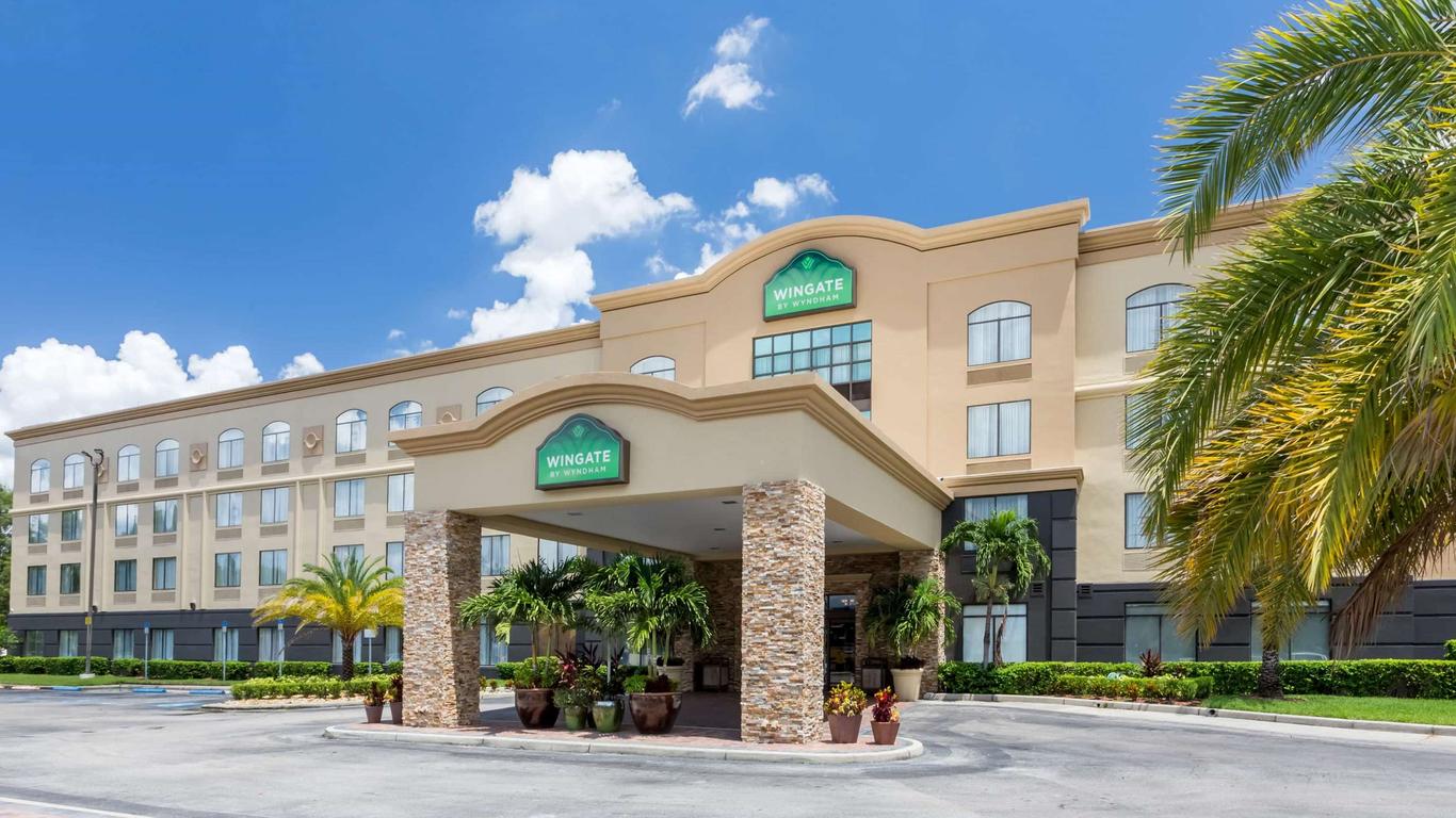 Wingate by Wyndham Convention Ctr Closest Universal Orlando