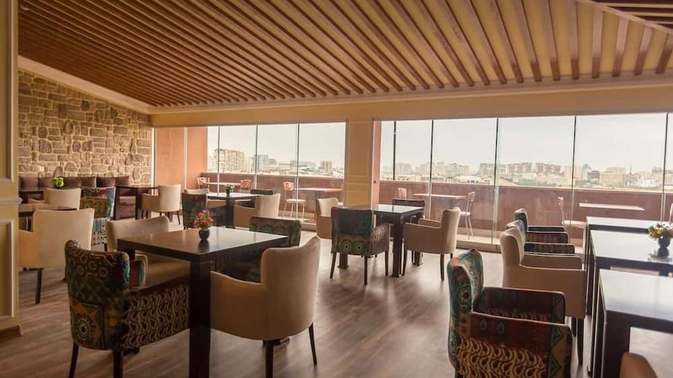 Riva Hotel