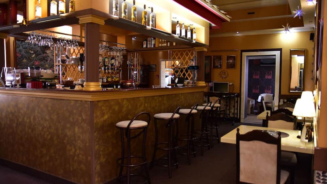 Garni Hotel Lav