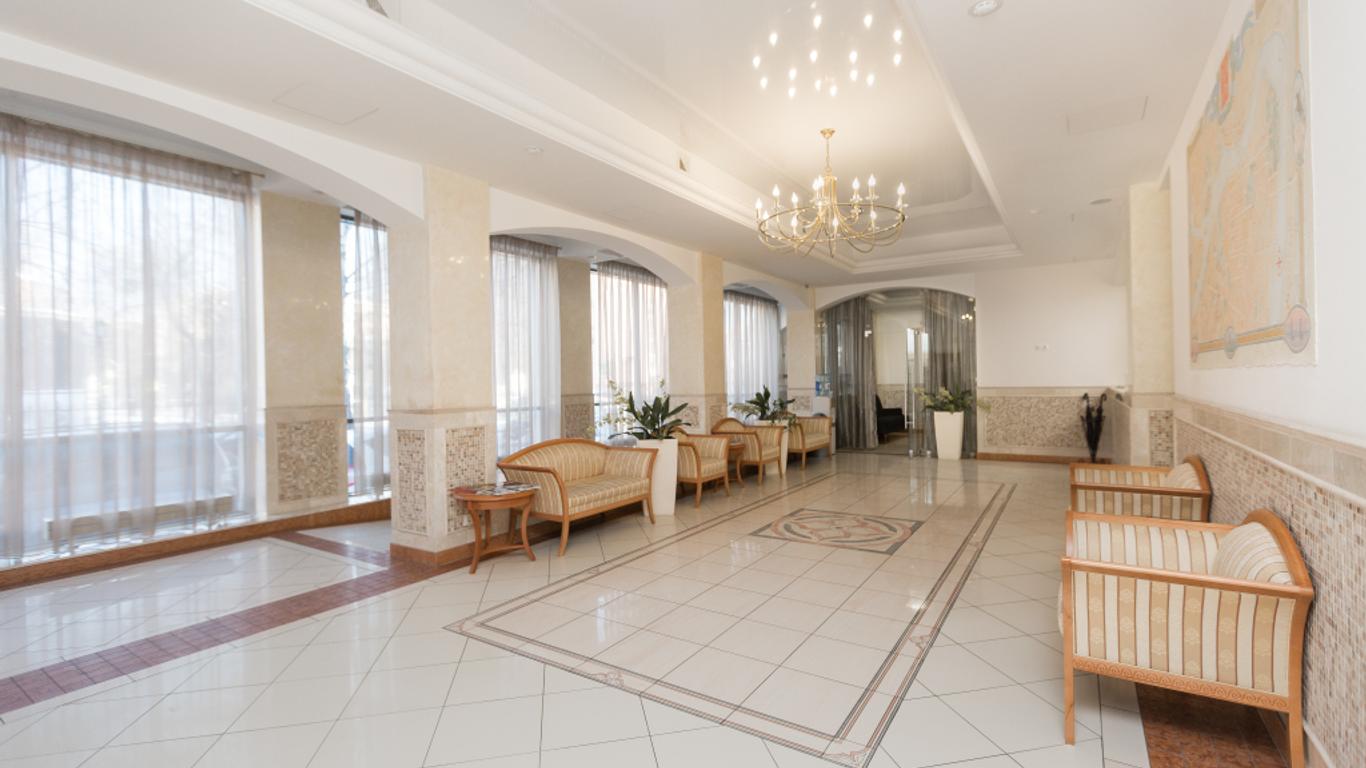 Sharf Hotel
