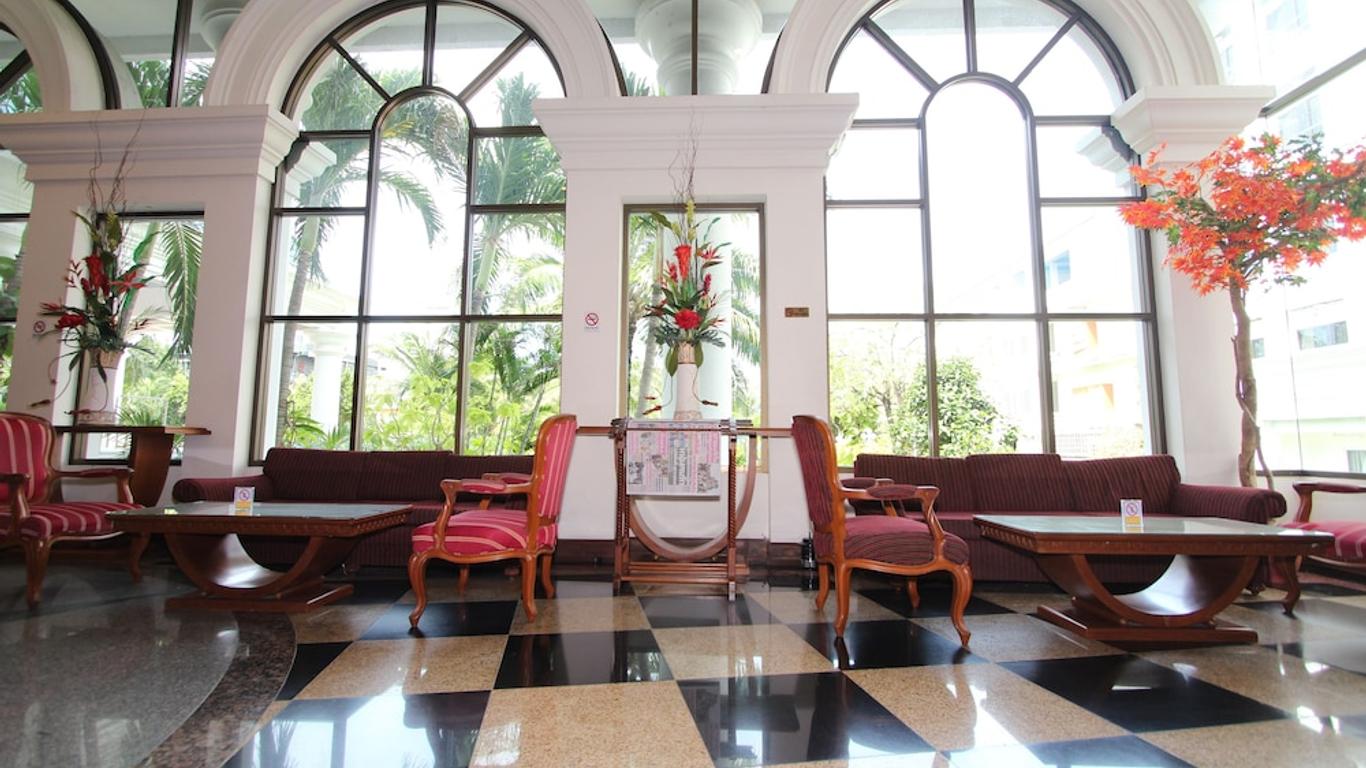 Camelot Hotel Pattaya