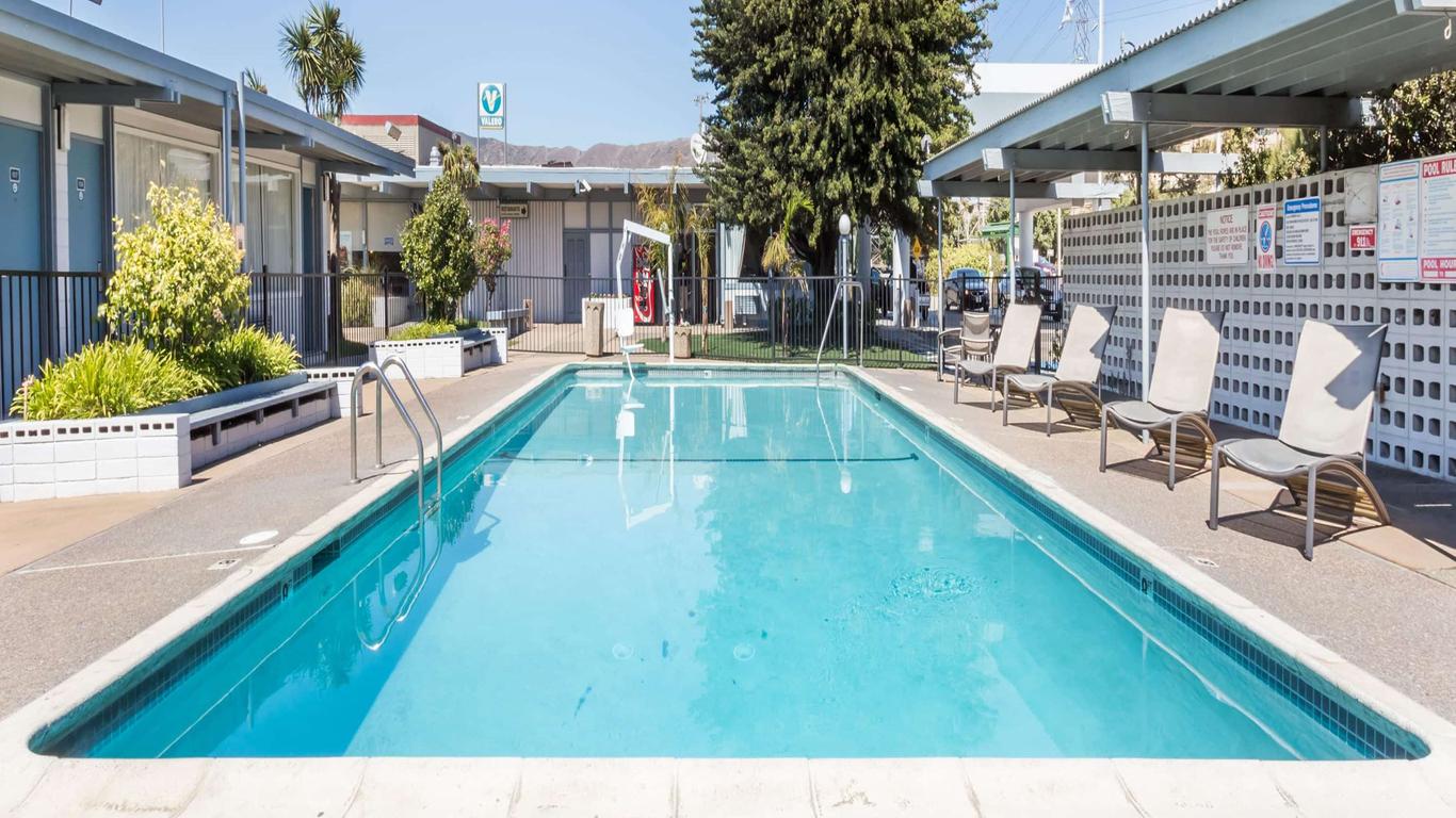Travelodge by Wyndham San Francisco Airport North