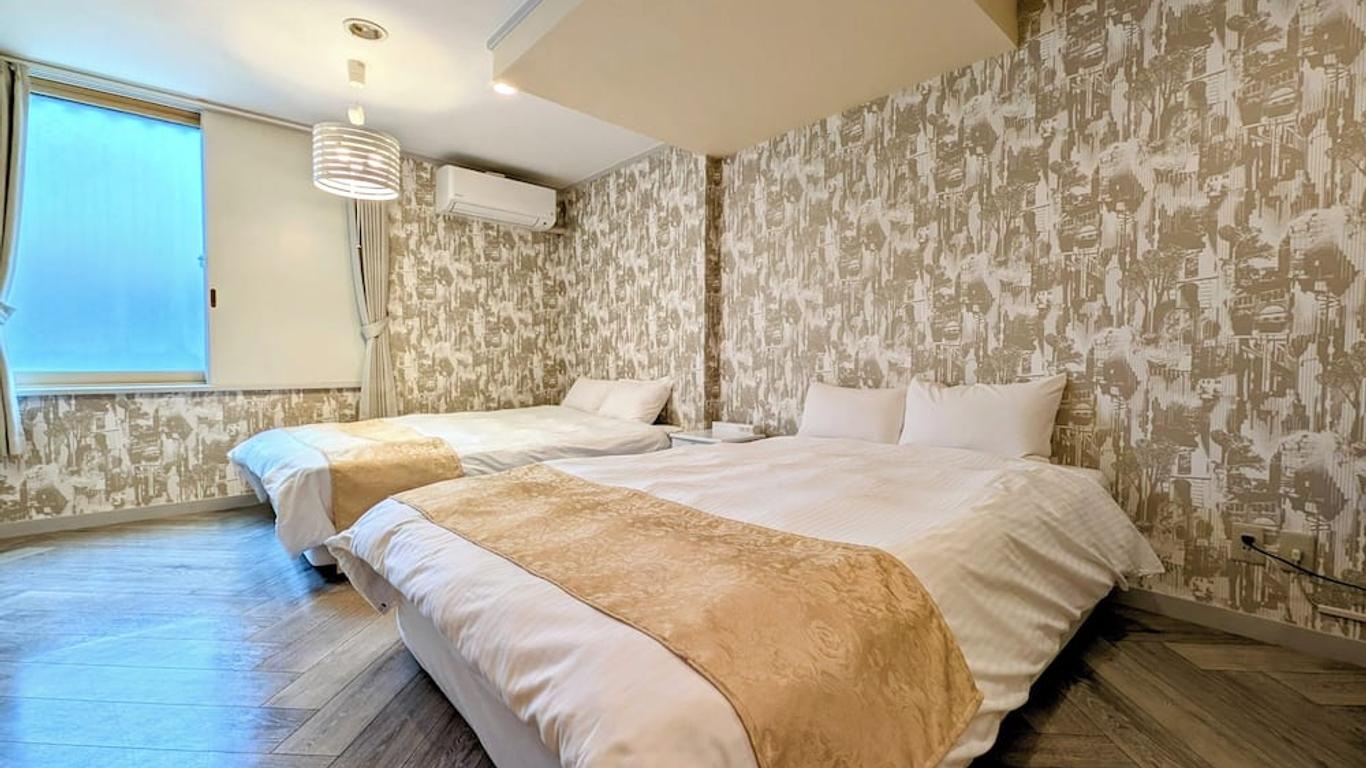Kanazawa Station Hotel