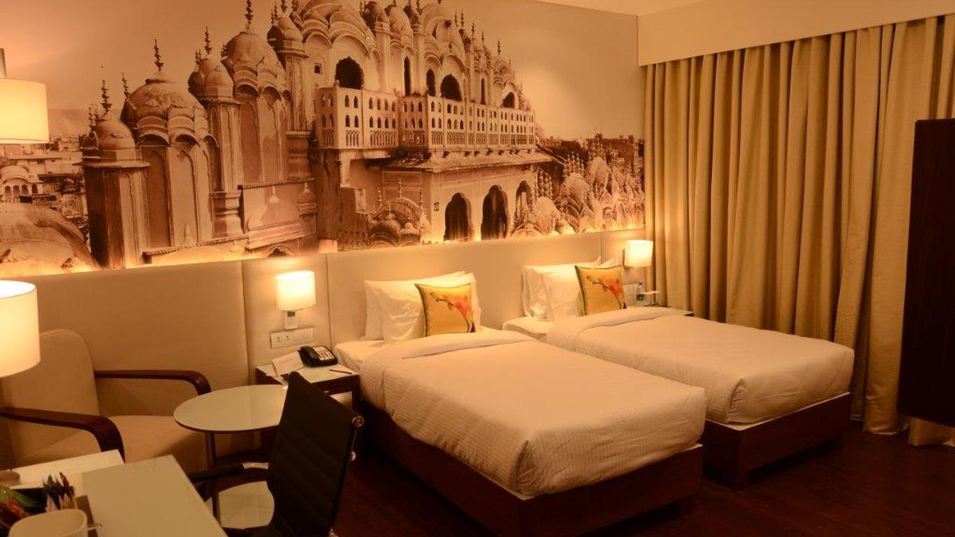 7 Apple Hotel Jal Mahal