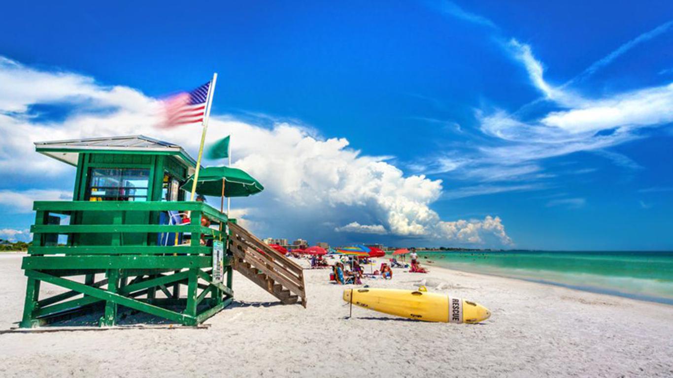 Siesta Key Beach Resort and Suites