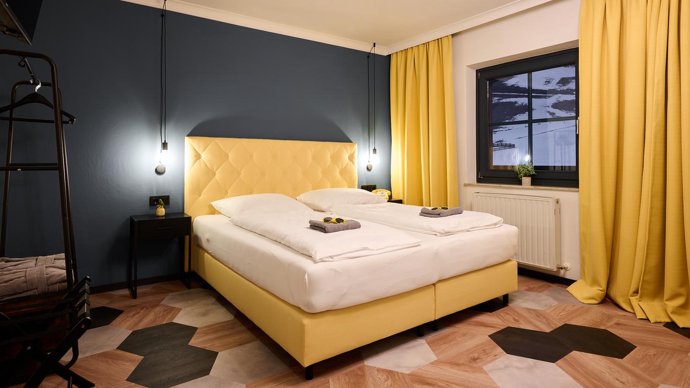 boutique house happYellow Saalbach