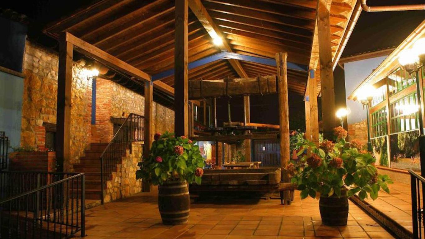 Hotel Rural Posada Del Monasterio